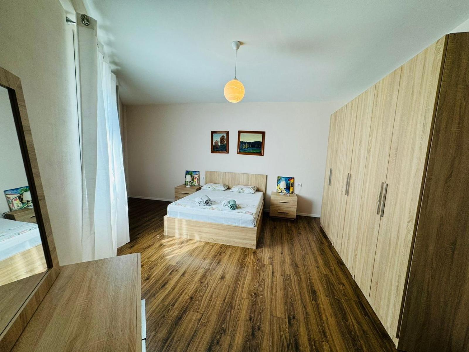 Apartament Apartamente Tirana